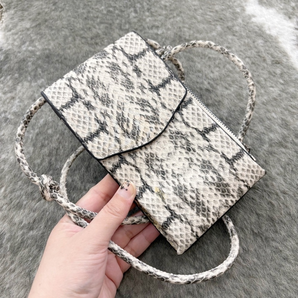 NWT A New Day Faux Snake Phone Crossbody Bag - Picture 8 of 11